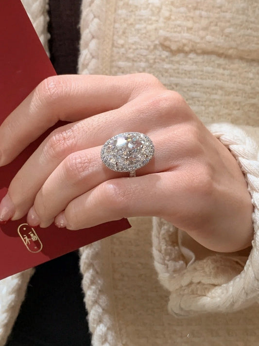 The Anastasia Ring - 5CT